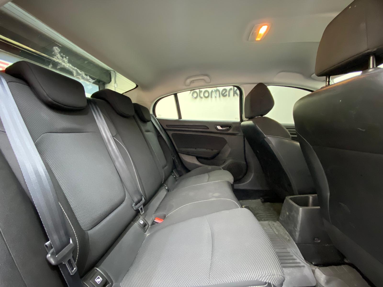 RENAULT MEGANE 16